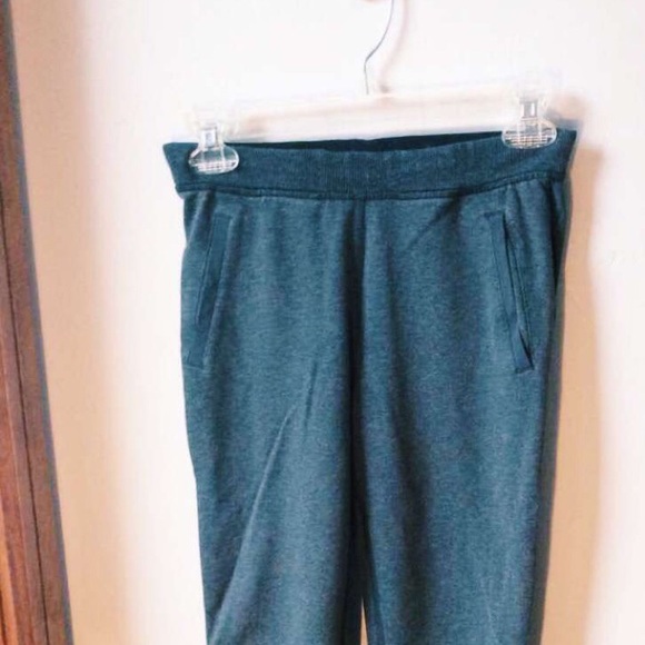 Ivivva/Lululemon gray athletic joggers! :) - Picture 1 of 4